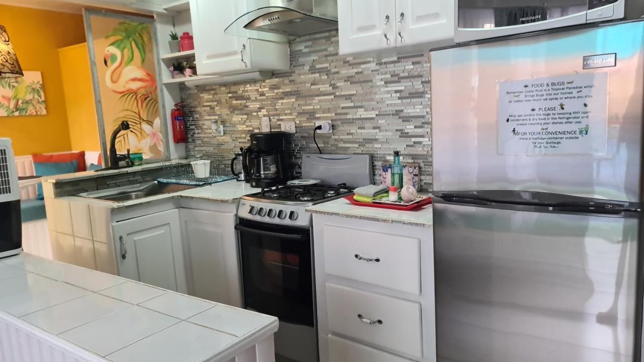 El Encanto Condominiums ハコ エクステリア 写真